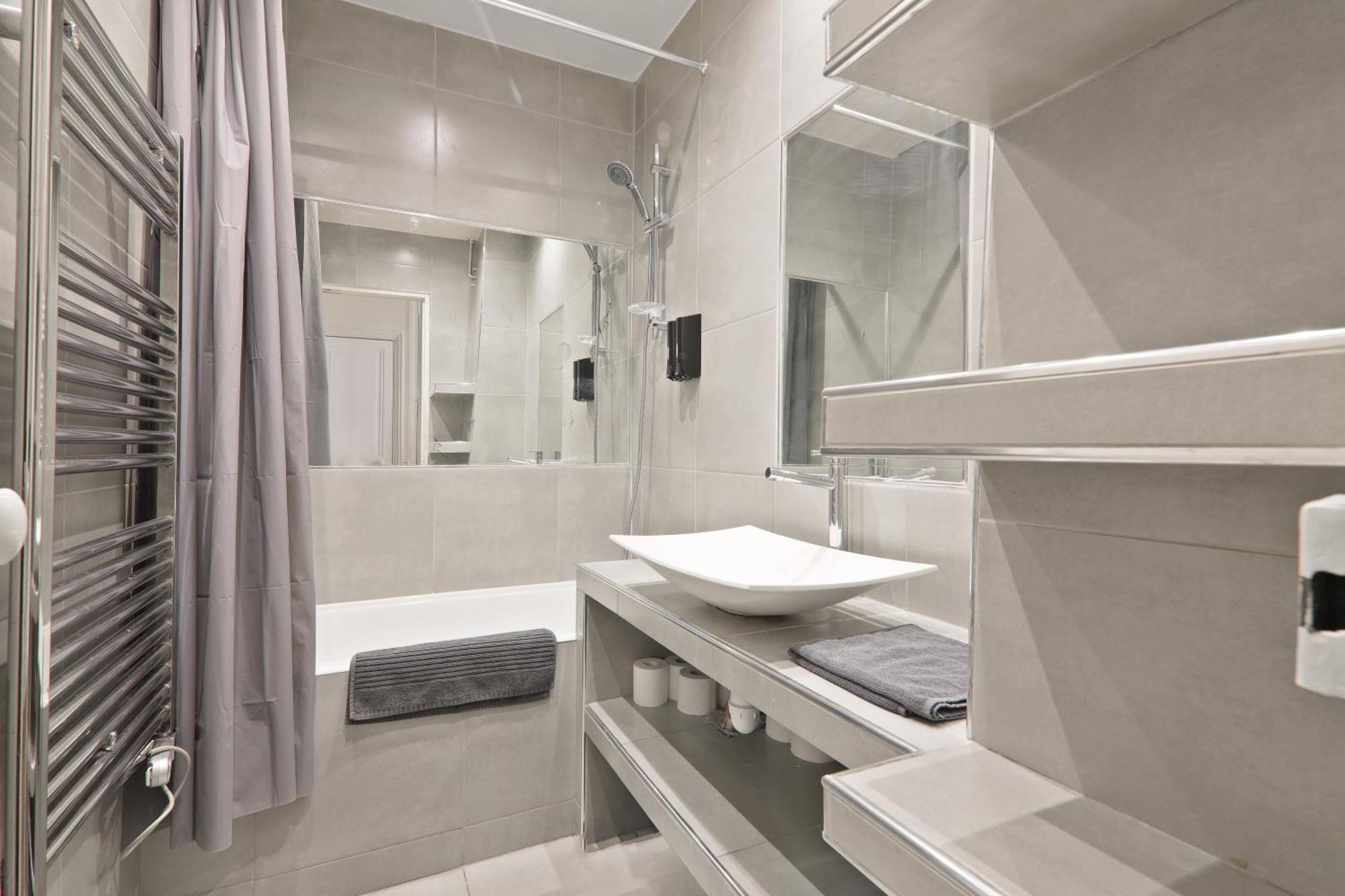 Appartement Quartier Chatelet Les Halles 3 *